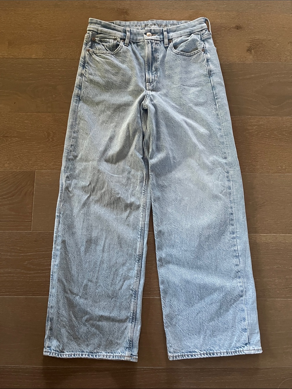 American Eagle Curvy Super High-Rise Baggy Straight Jeans Light Wash sz 6 short